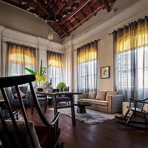 The Edison **** George Town